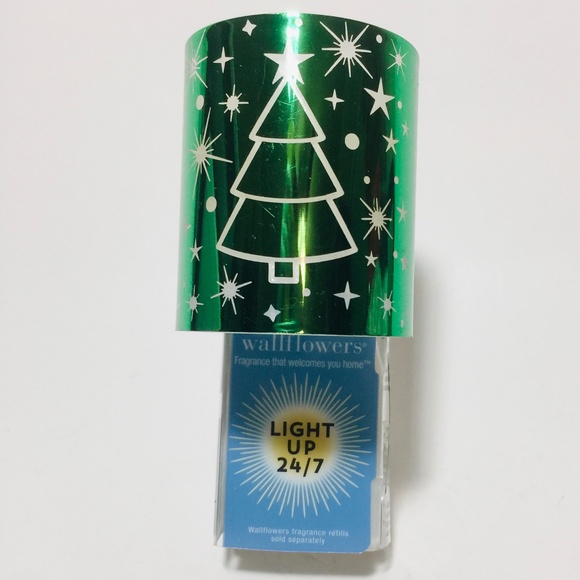 CHRISTMAS TREE Nightlight Plug - Picture 1 of 2
